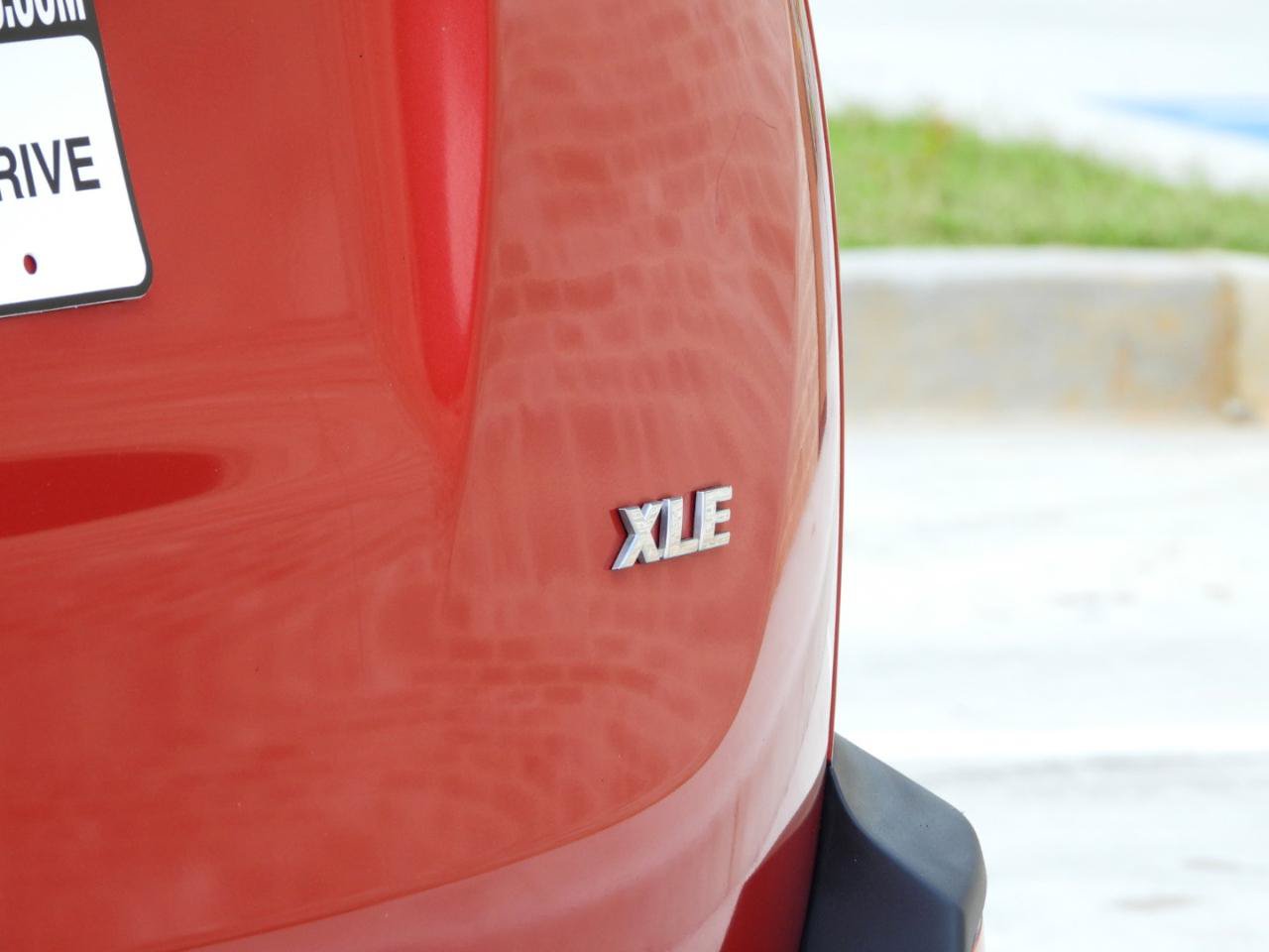 Used 2015 Toyota RAV4 XLE FWD image 11