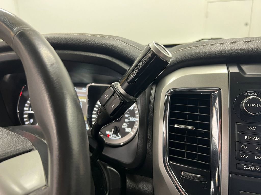 Used 2017 Nissan Titan PRO-4X image 20