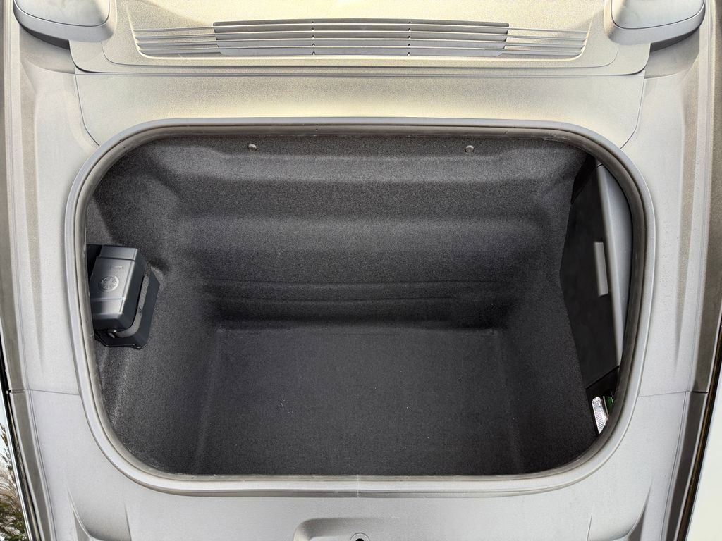 Used 2026 Porsche 911 Carrera 4 GTS image 9