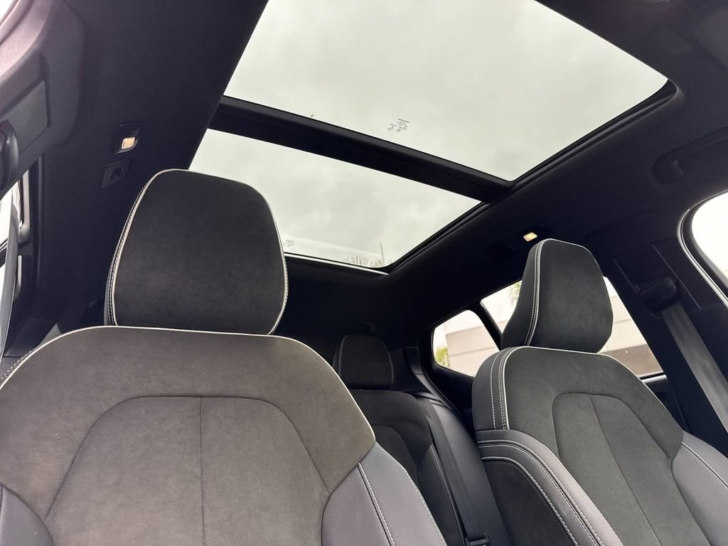 Certified 2023 Volvo XC40 Recharge Ultimate AWD/4WD image 16