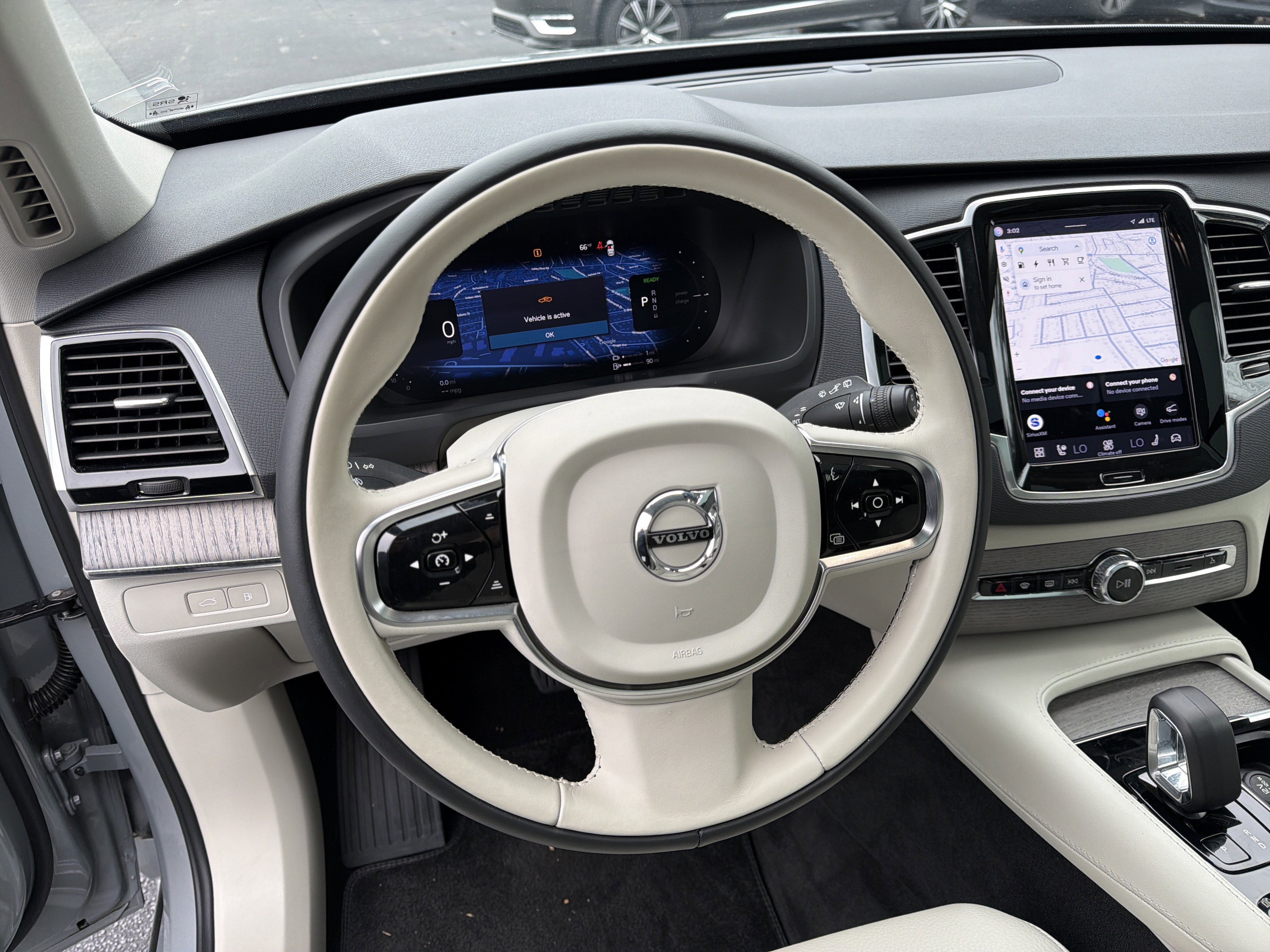 Certified 2024 Volvo XC90 T8 Plus w/ Protection Package Premier image 18