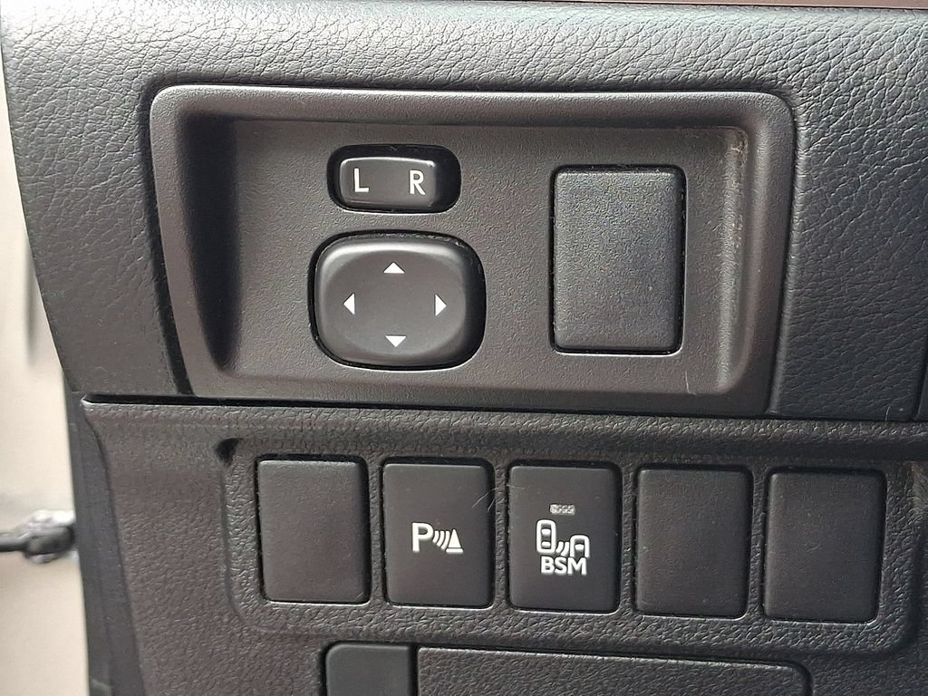 Used 2016 Lexus ES 350 w/ Navigation System Package FWD image 25