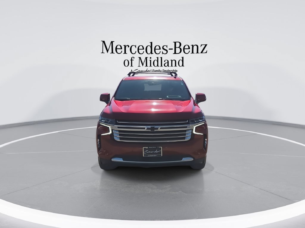 Used 2024 Chevrolet Tahoe High Country AWD/4WD image 3