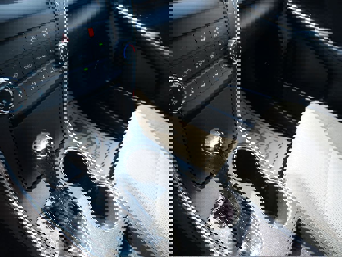 Used 2017 Toyota Camry LE image 14