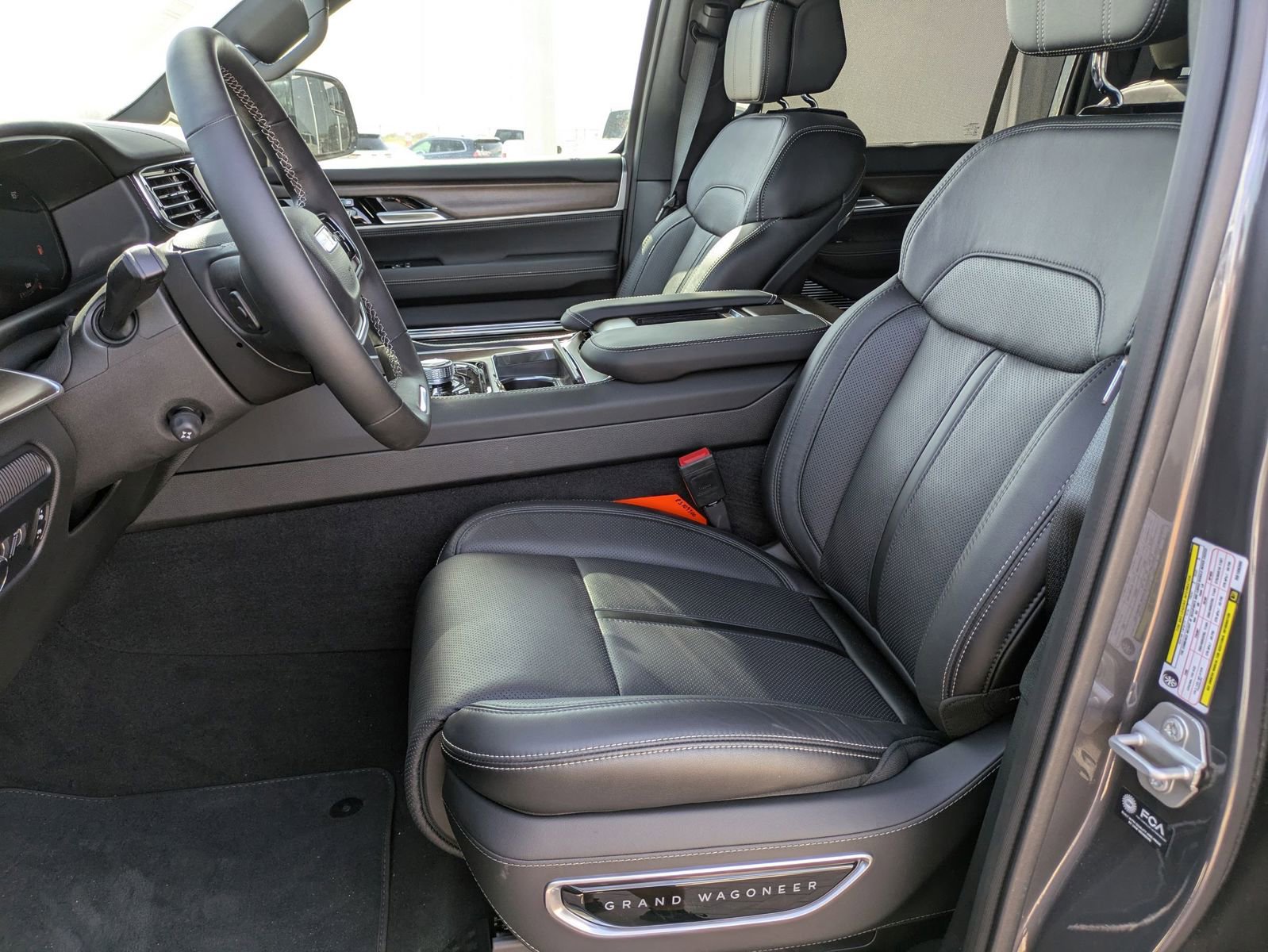 New 2024 Jeep Grand Wagoneer Series I image 10