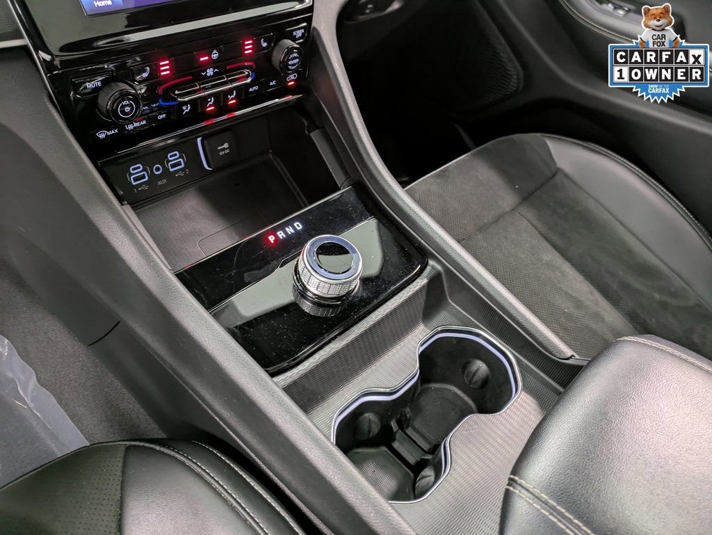 Used 2023 Jeep Grand Cherokee Altitude image 14