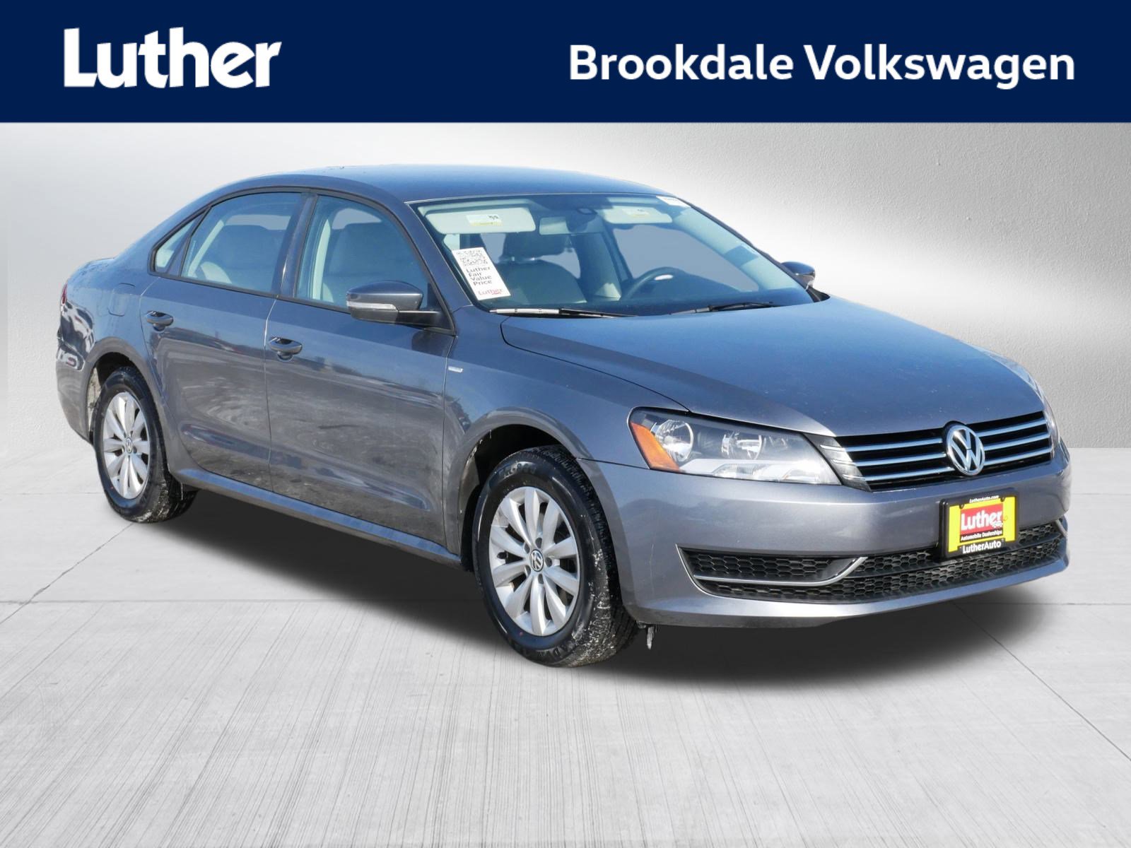 Used 2013 Volkswagen Passat Wolfsburg Edition image 1
