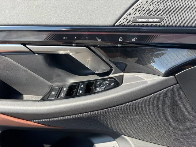 New 2027 BMW 530i xDrive w/ Premium Package AWD/4WD image 12