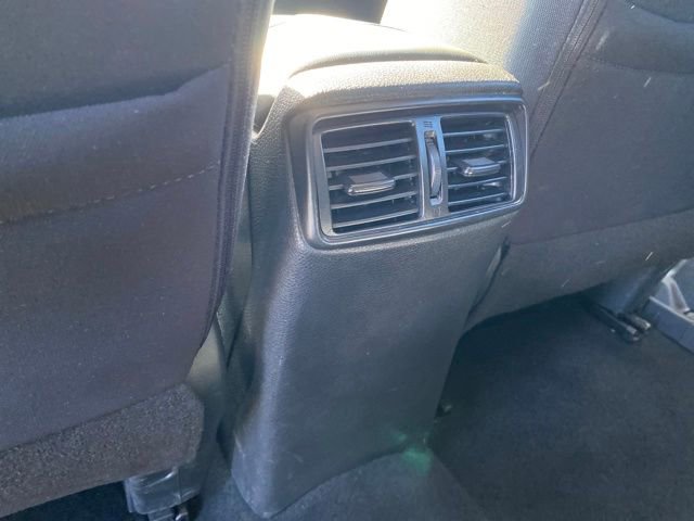 Used 2020 Nissan Rogue SV image 18