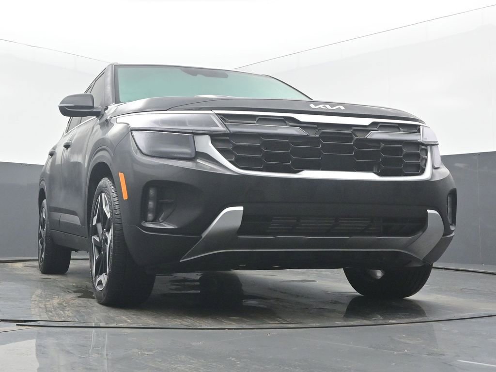 Used 2025 Kia Seltos SX w/ SX Sunroof Package image 53