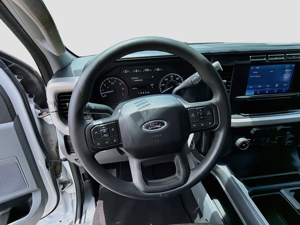 Used 2024 Ford F250 XLT AWD/4WD image 11