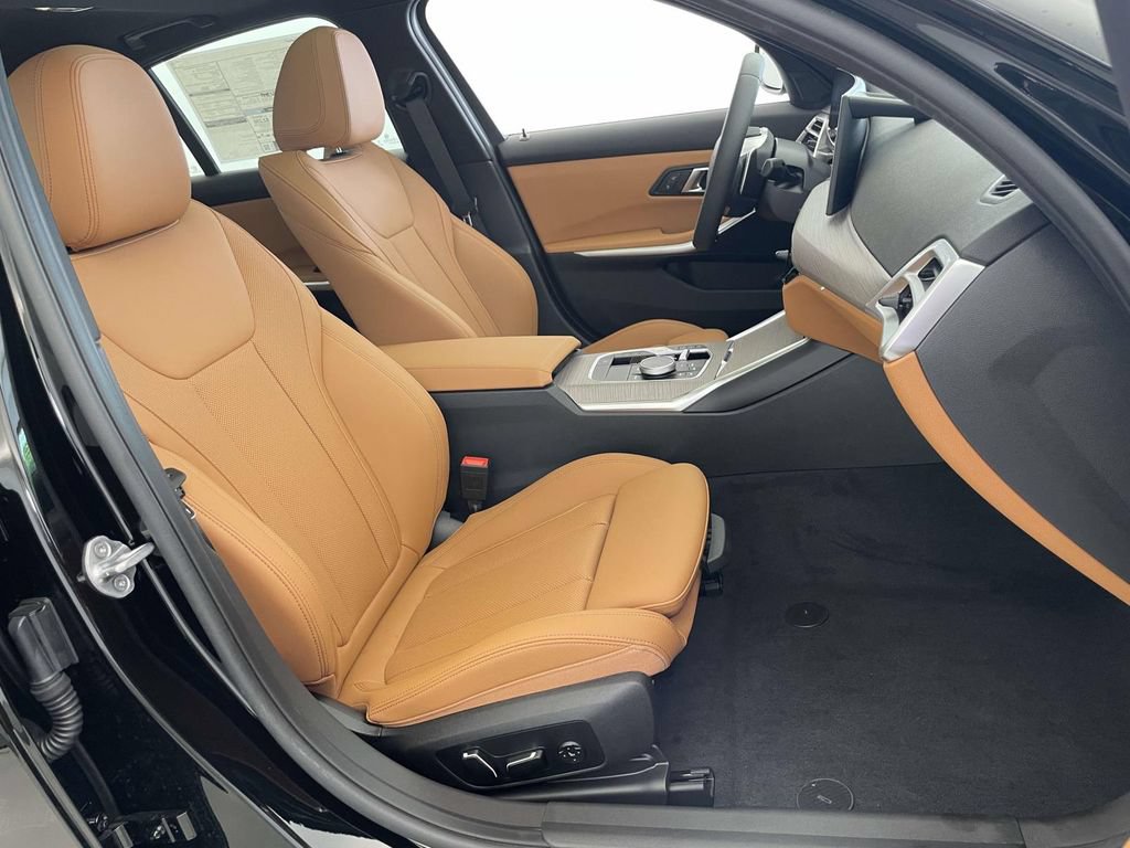 New 2026 BMW 330i xDrive Sedan w/ Convenience Package AWD/4WD image 20