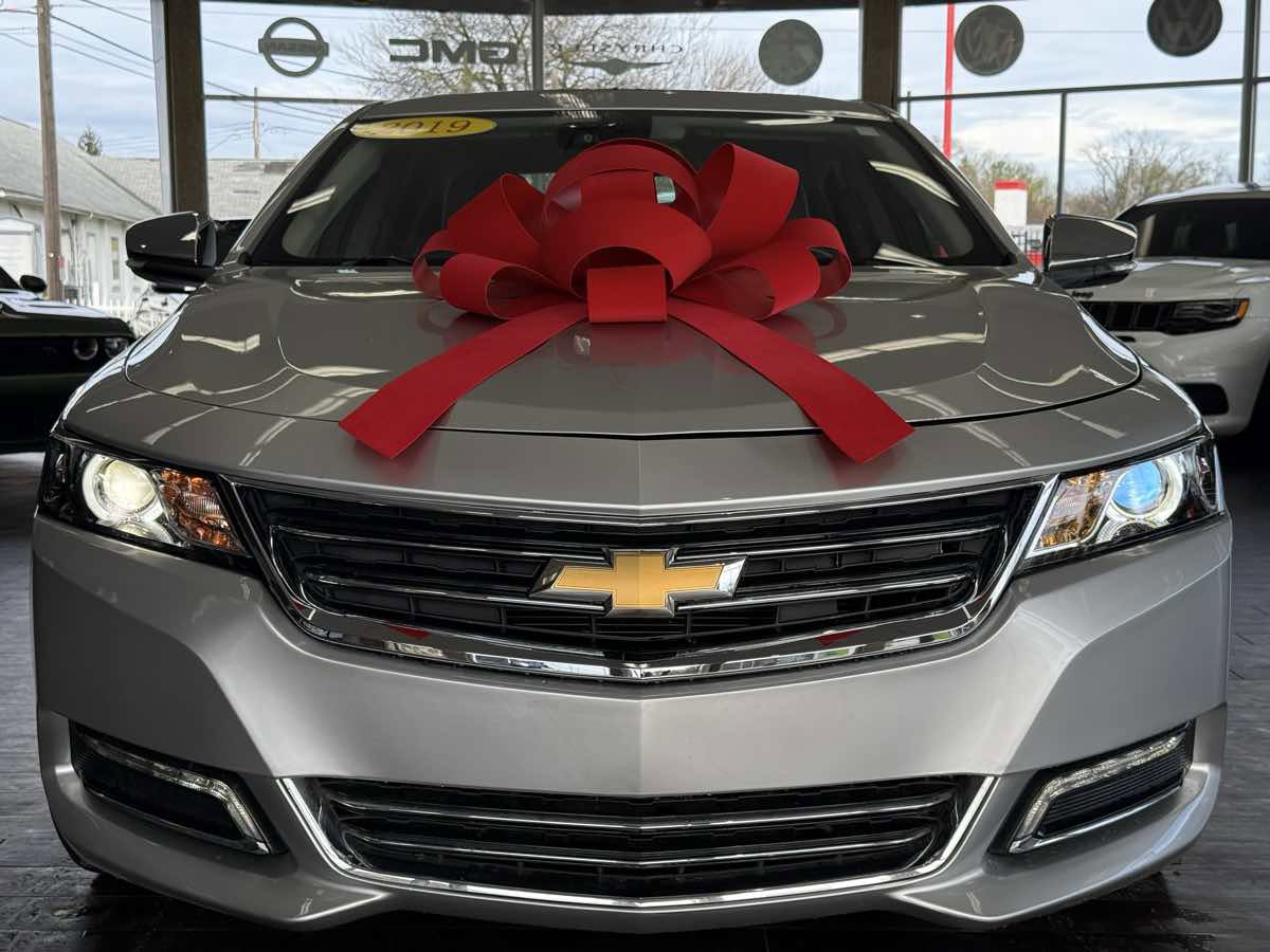 Used 2019 Chevrolet Impala Premier w/ Premier Confidence Package FWD image 4