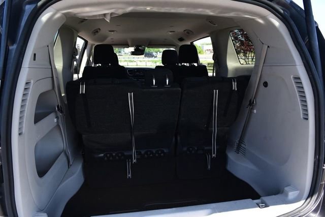 Used 2023 Chrysler Voyager LX FWD image 24