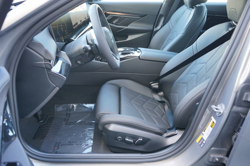 New 2026 BMW i5 eDrive40 w/ M Sport Package image 11