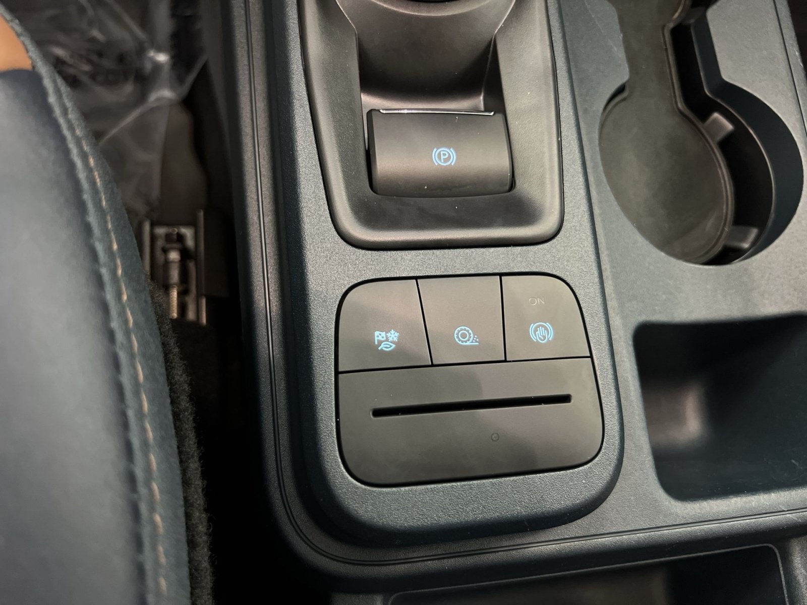 Used 2024 Ford Maverick Lariat FWD image 31