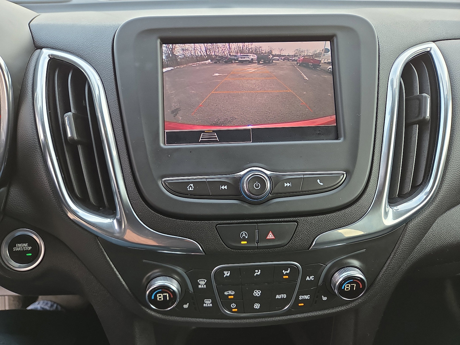 Used 2024 Chevrolet Equinox LT image 26