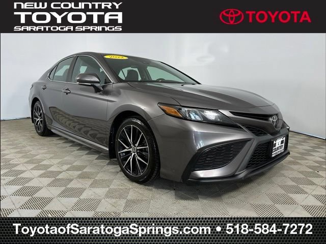 Used 2022 Toyota Camry SE AWD/4WD image 1