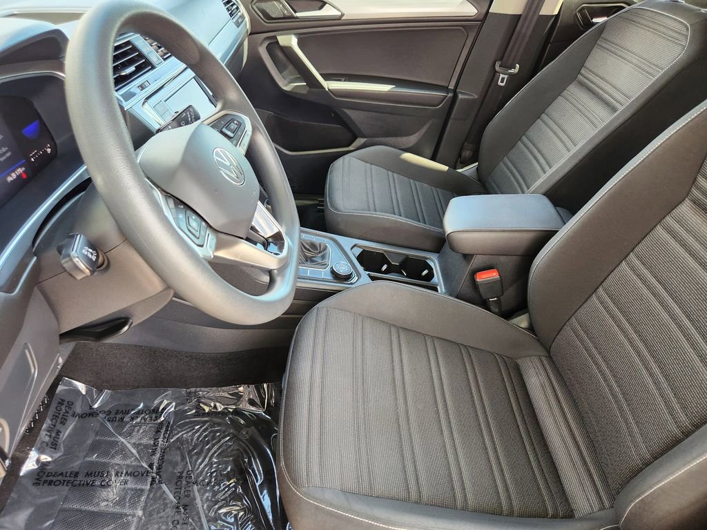 Used 2023 Volkswagen Tiguan S AWD/4WD image 4