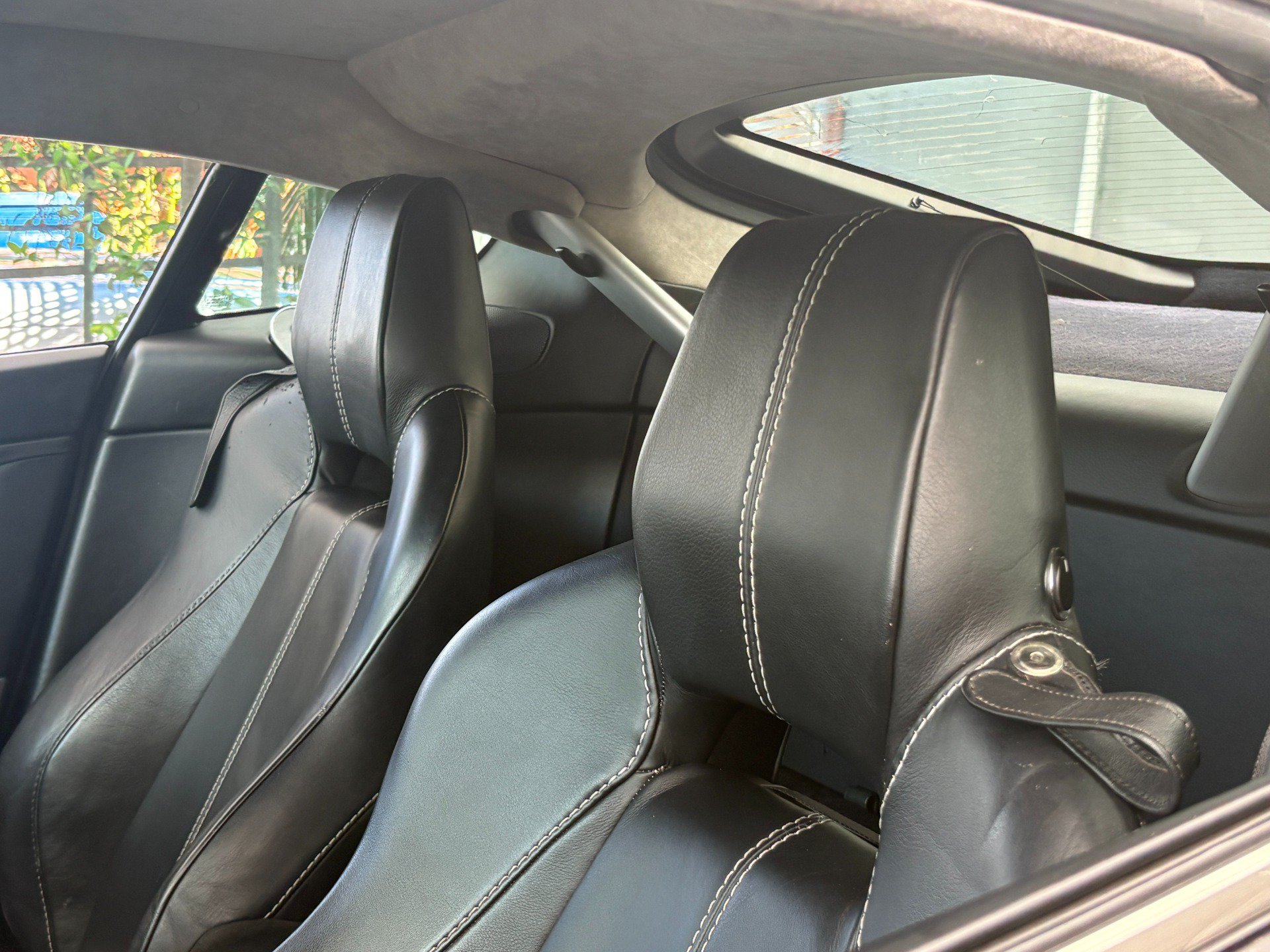 Used 2007 Aston Martin V8 Vantage Coupe RWD image 18