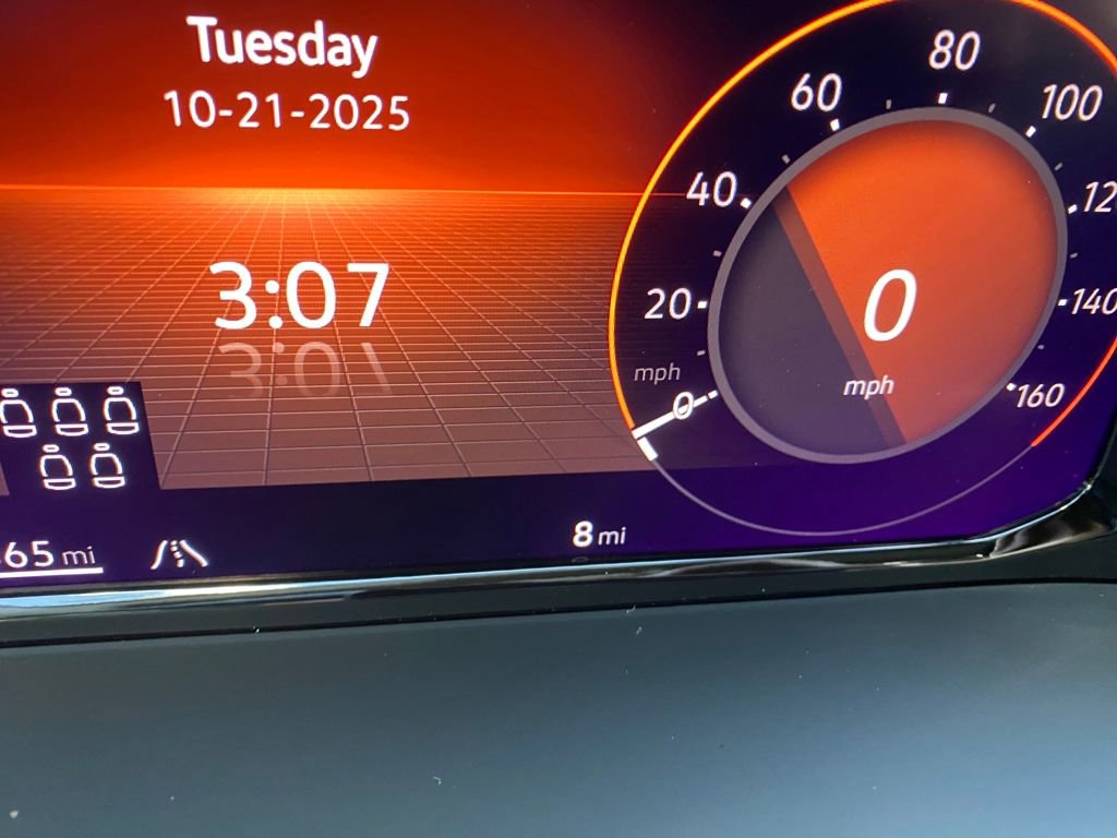 New 2025 Volkswagen Atlas Peak Edition SE image 33