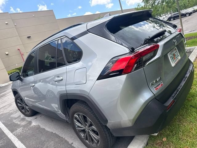 Used 2025 Toyota RAV4 XLE Premium AWD/4WD image 9