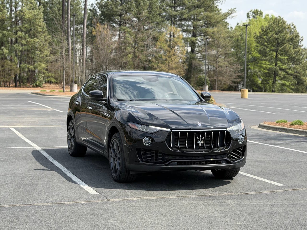 Used 2018 Maserati Levante AWD/4WD image 1