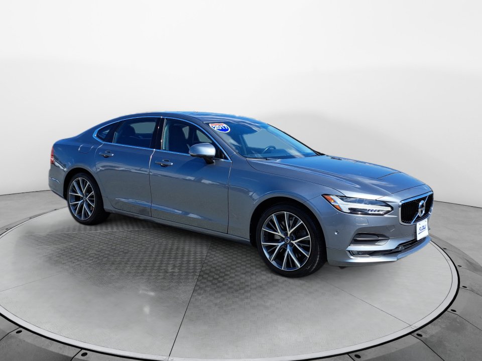 Used 2017 Volvo S90 T6 Momentum w/ Vision Package AWD/4WD image 1