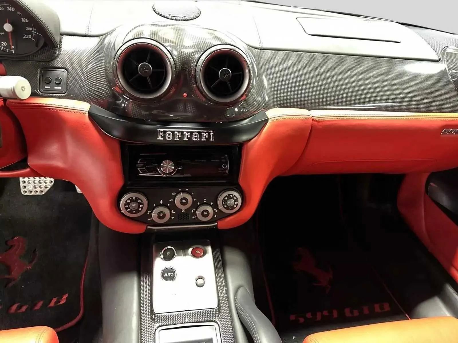 Used 2009 Ferrari 599 GTB Fiorano image 13