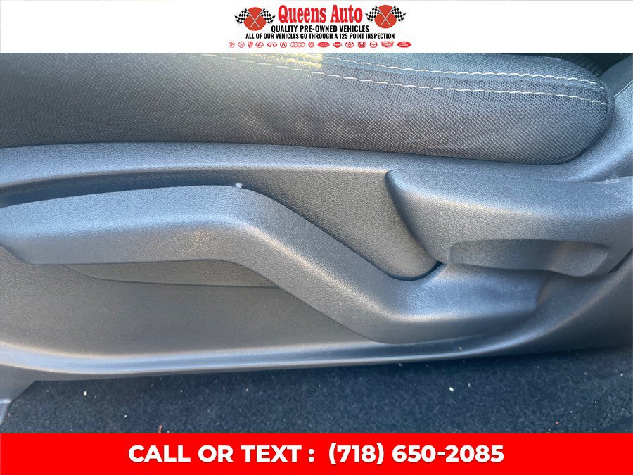 Used 2019 Nissan Pathfinder S AWD/4WD image 22