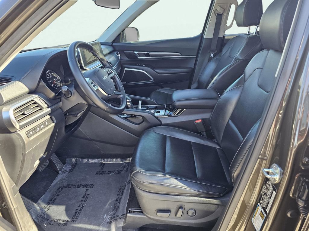 Used 2022 Kia Telluride S image 18