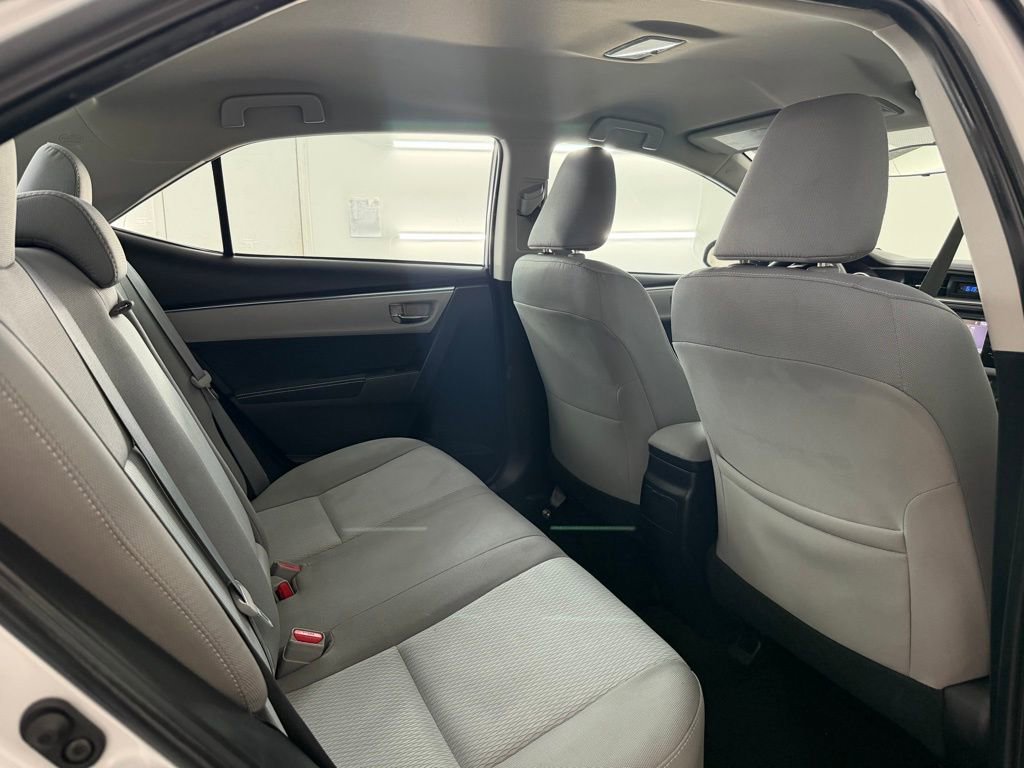 Used 2016 Toyota Corolla LE FWD image 35