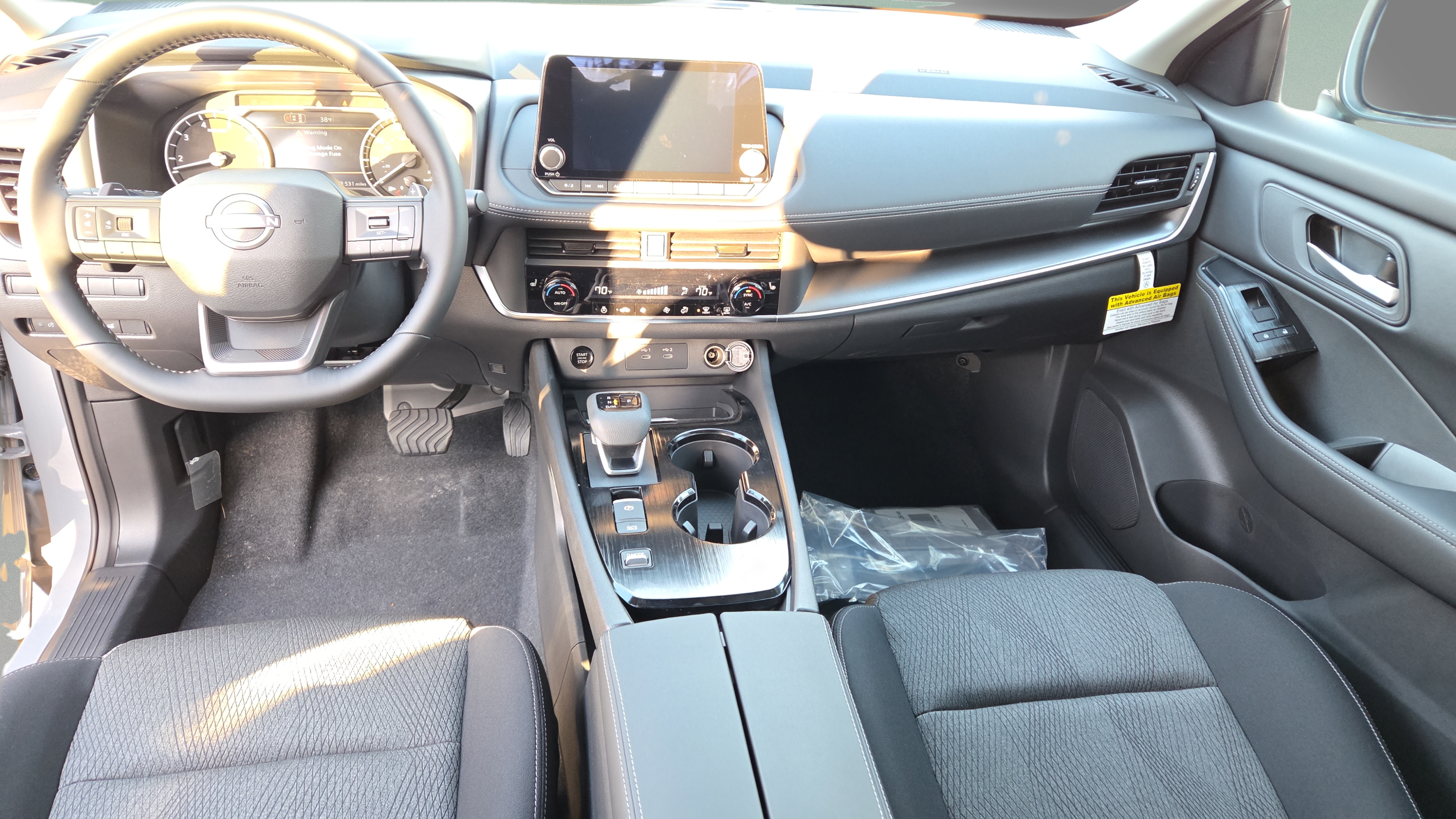 Used 2026 Nissan Rogue SV w/ Cold Weather Package FWD image 12