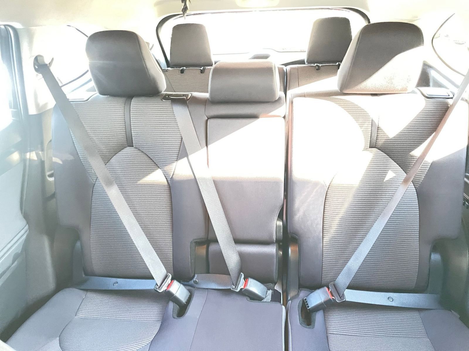 Used 2025 Toyota Highlander LE image 40