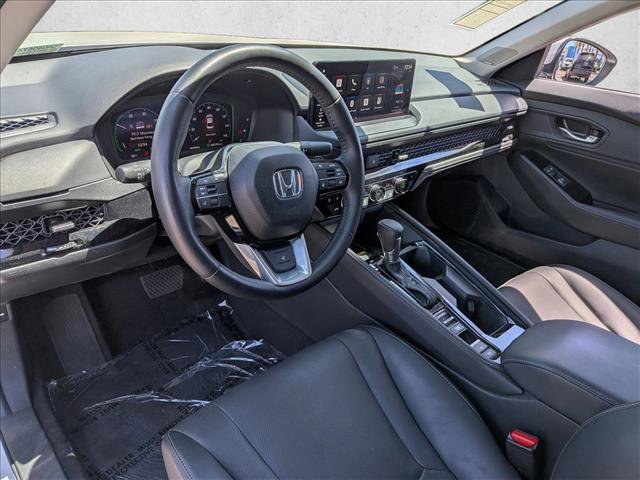 Used 2025 Honda Accord Touring image 9
