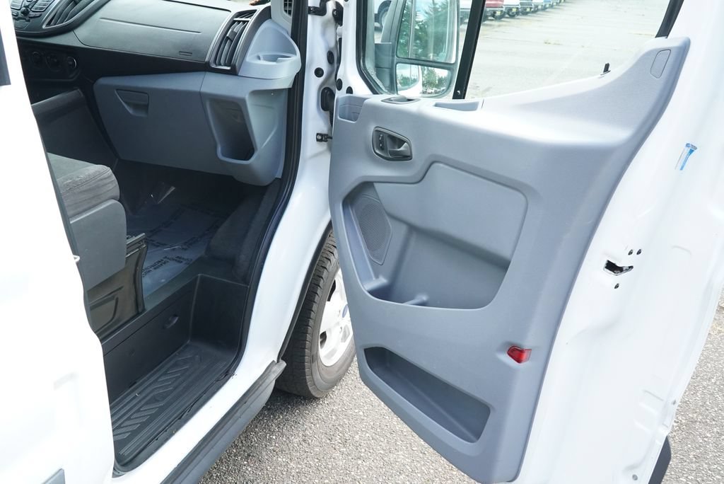 Used 2017 Ford Transit 350 XLT RWD image 28