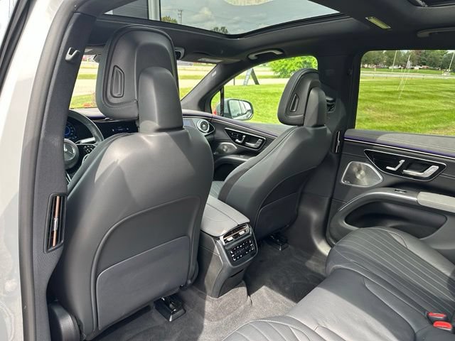 Certified 2023 Mercedes-Benz EQS 580 4MATIC SUV image 20