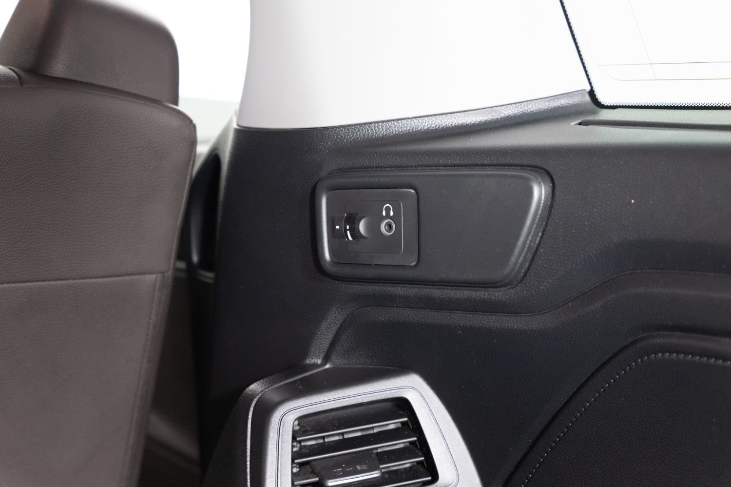 Used 2018 Honda Odyssey Touring image 29