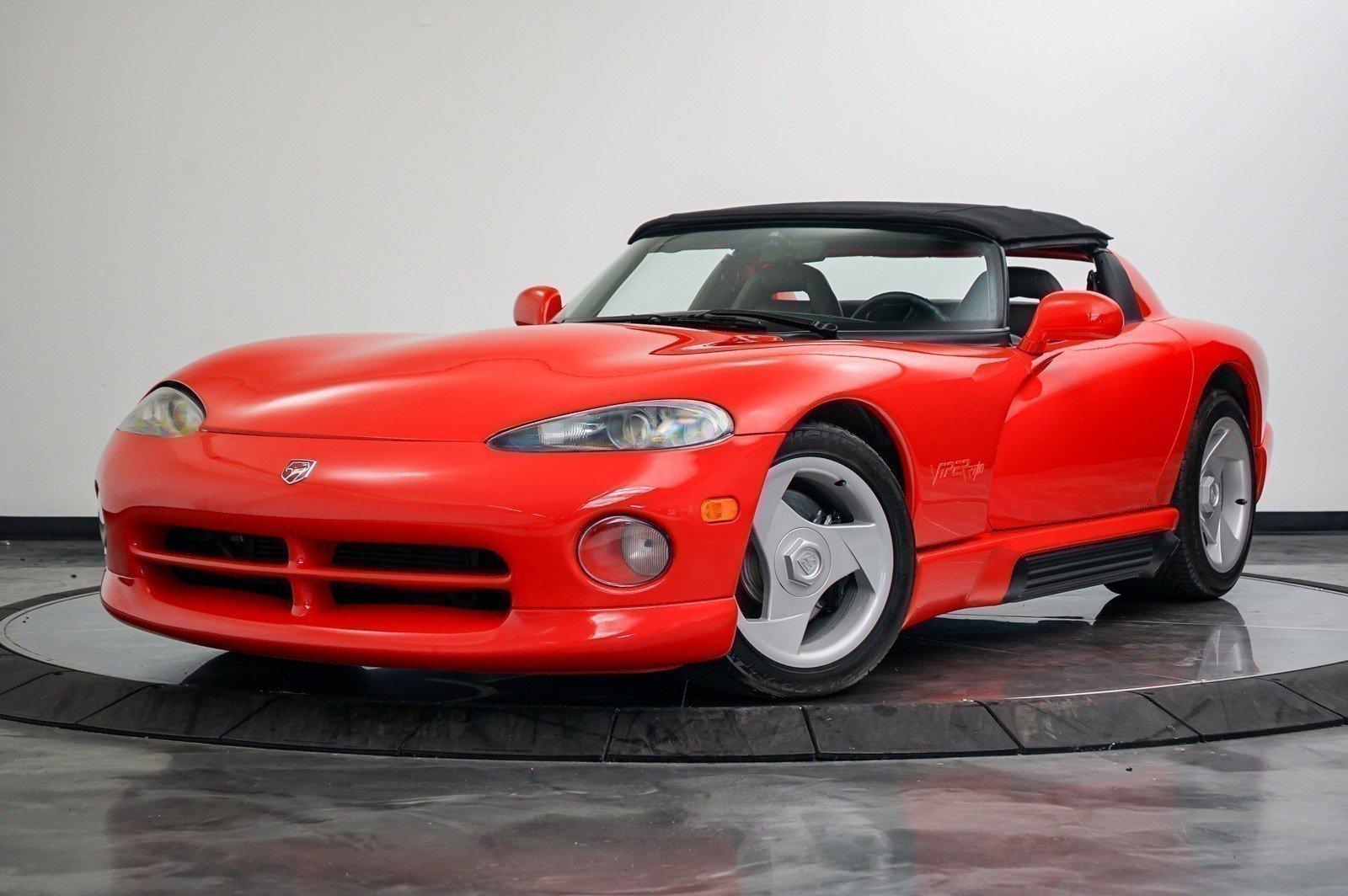Used 1993 Dodge Viper RT/10 image 14