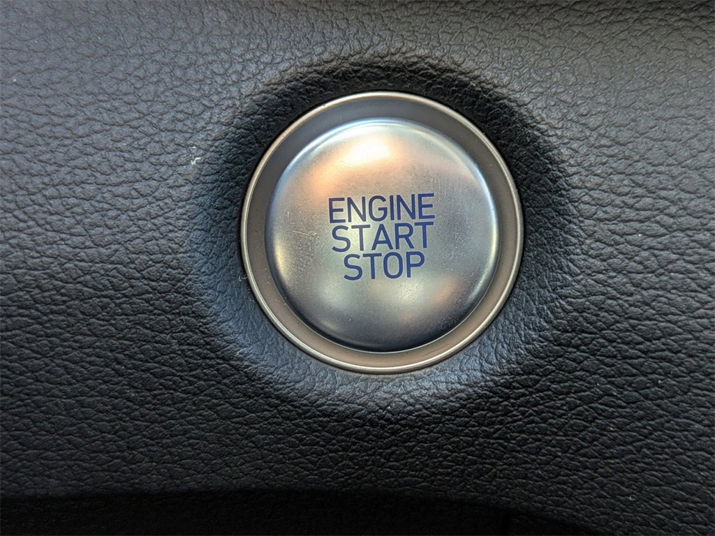 Used 2023 Hyundai Santa Fe SEL image 33