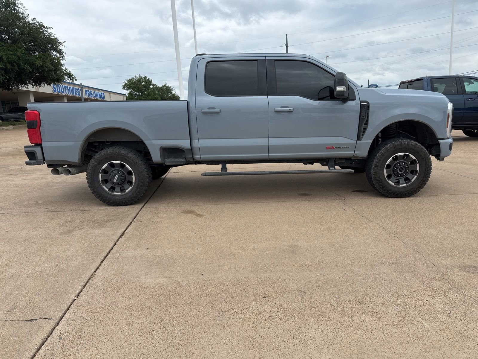 Used 2024 Ford F250 Lariat w/ Lariat Ultimate Package AWD/4WD image 8