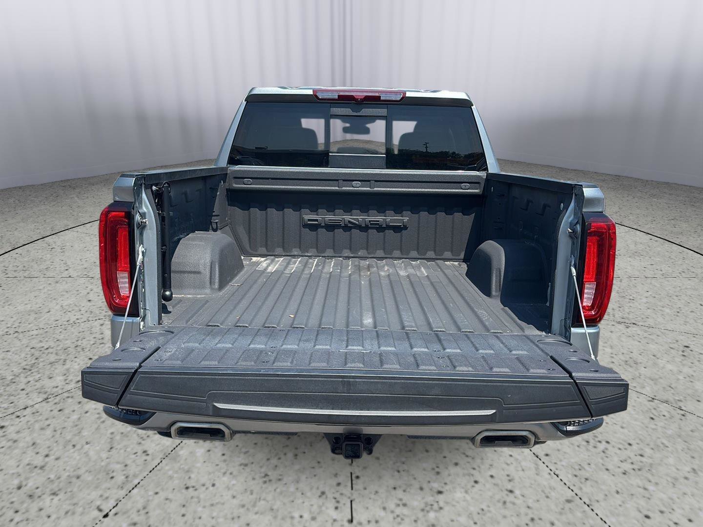 Used 2023 GMC Sierra 1500 Denali image 5
