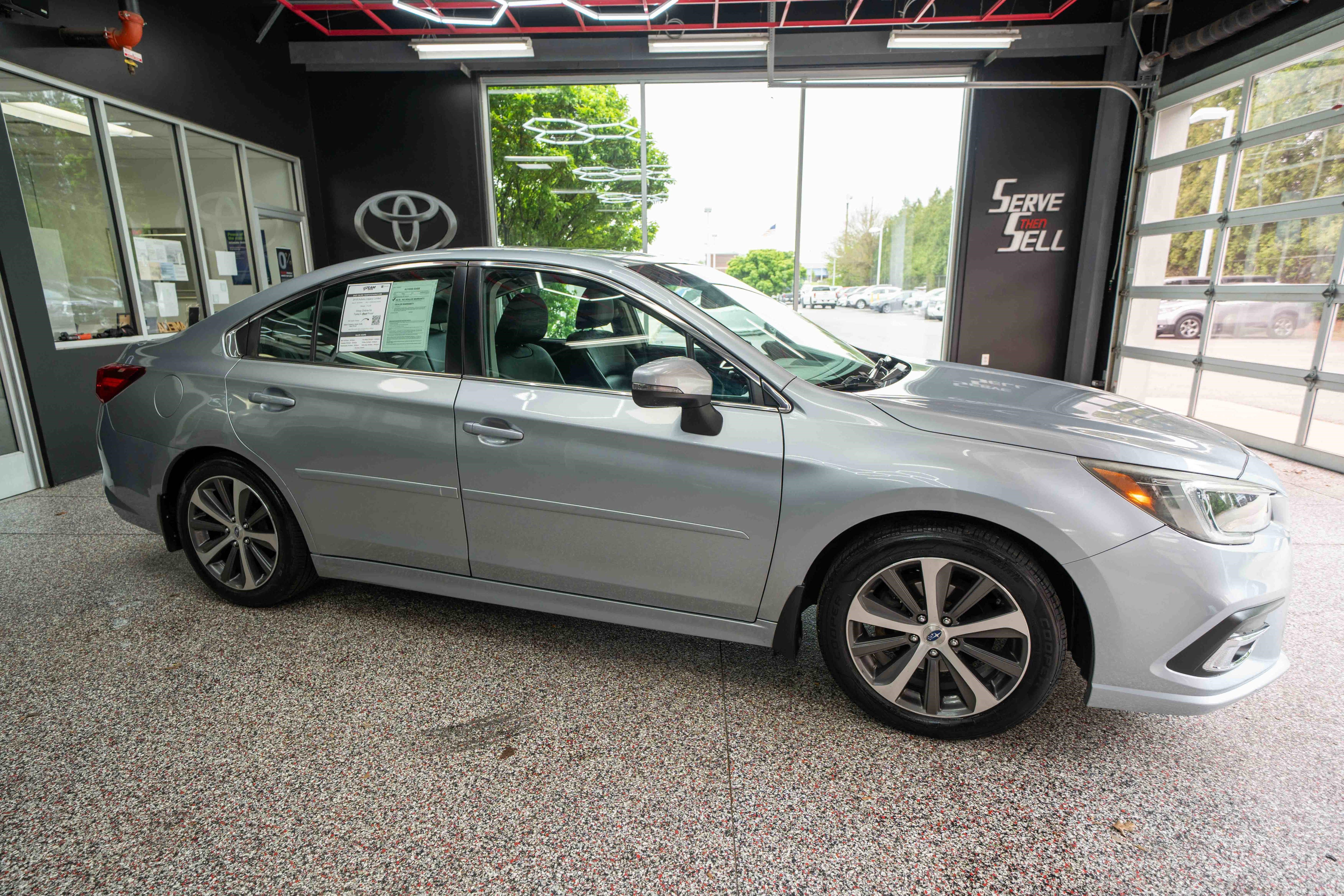 Used 2018 Subaru Legacy 2.5i Limited w/ Popular Package #2A AWD/4WD image 5