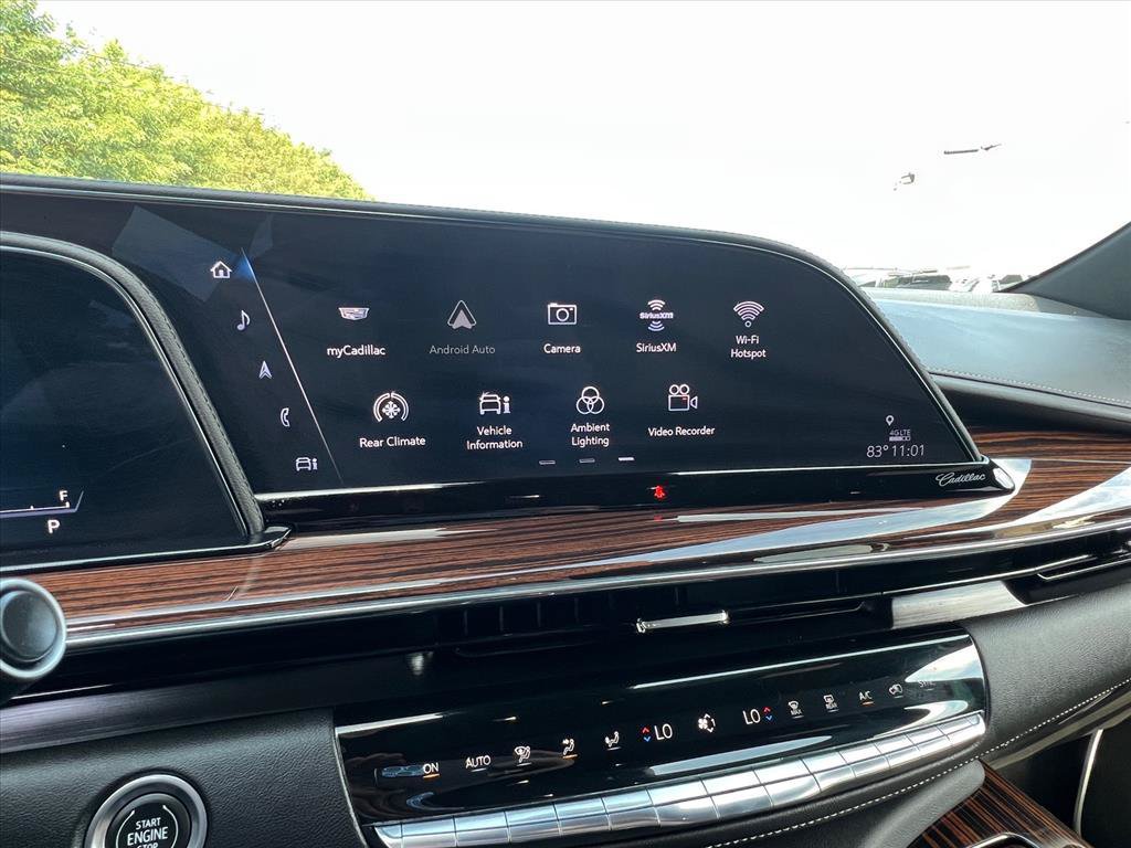 Used 2023 Cadillac Escalade ESV Premium Luxury AWD/4WD image 22