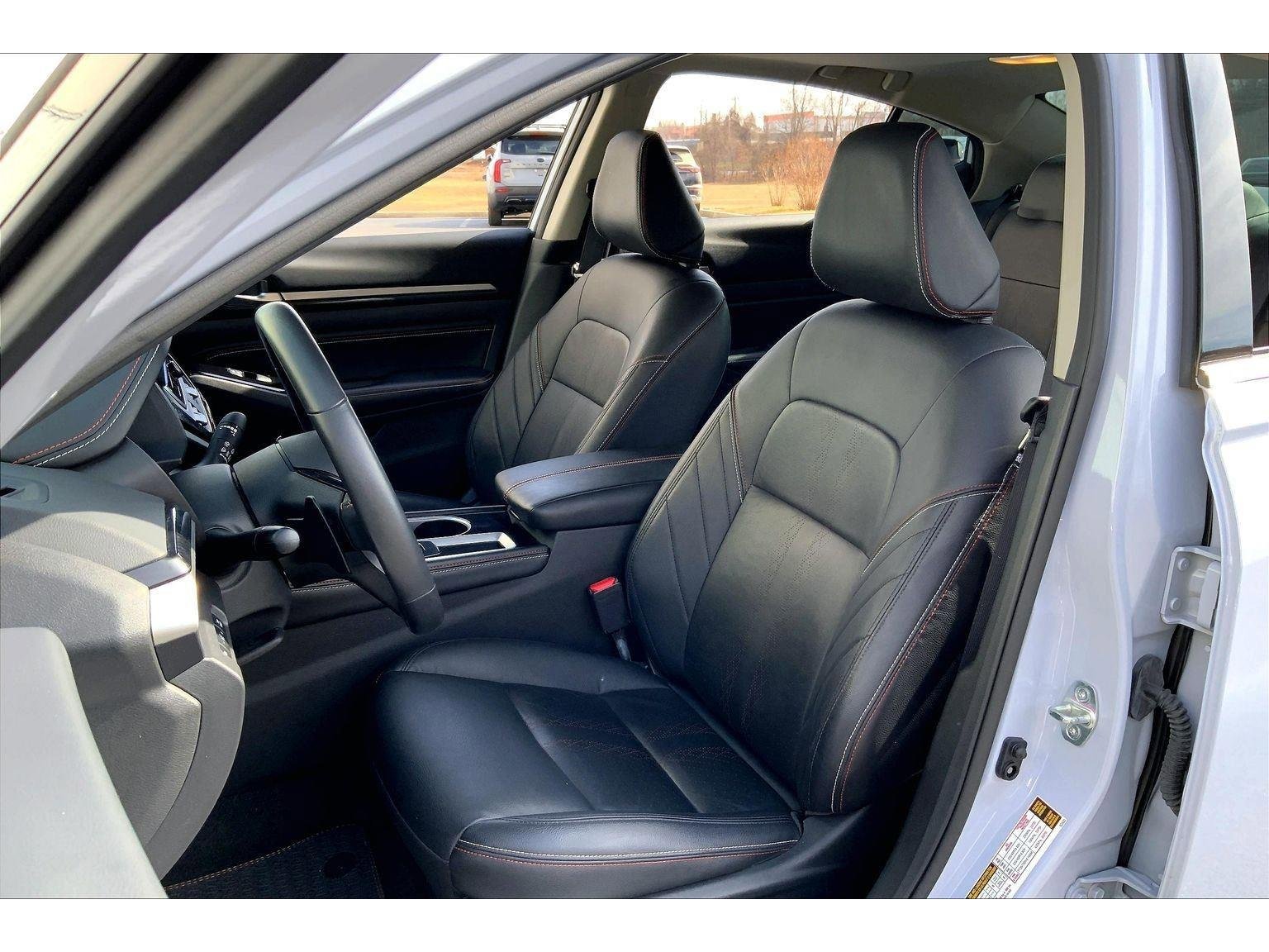 Used 2023 Nissan Altima 2.5 SR w/ SR Premium Package image 21