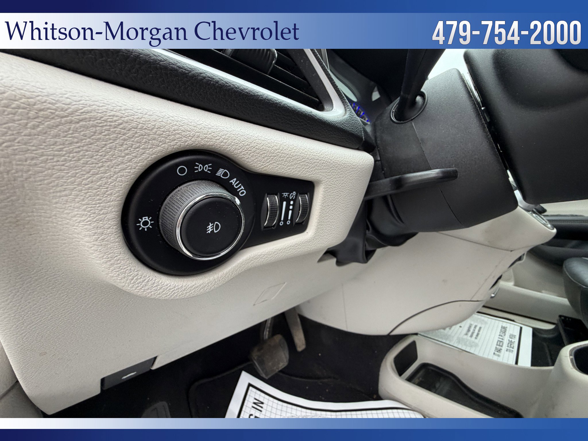 Used 2022 Chrysler Pacifica Touring-L image 14