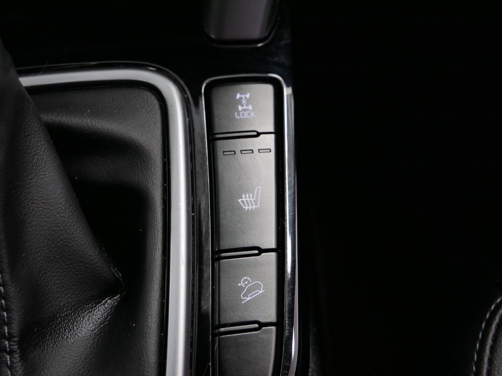 Used 2022 Kia Seltos EX image 39