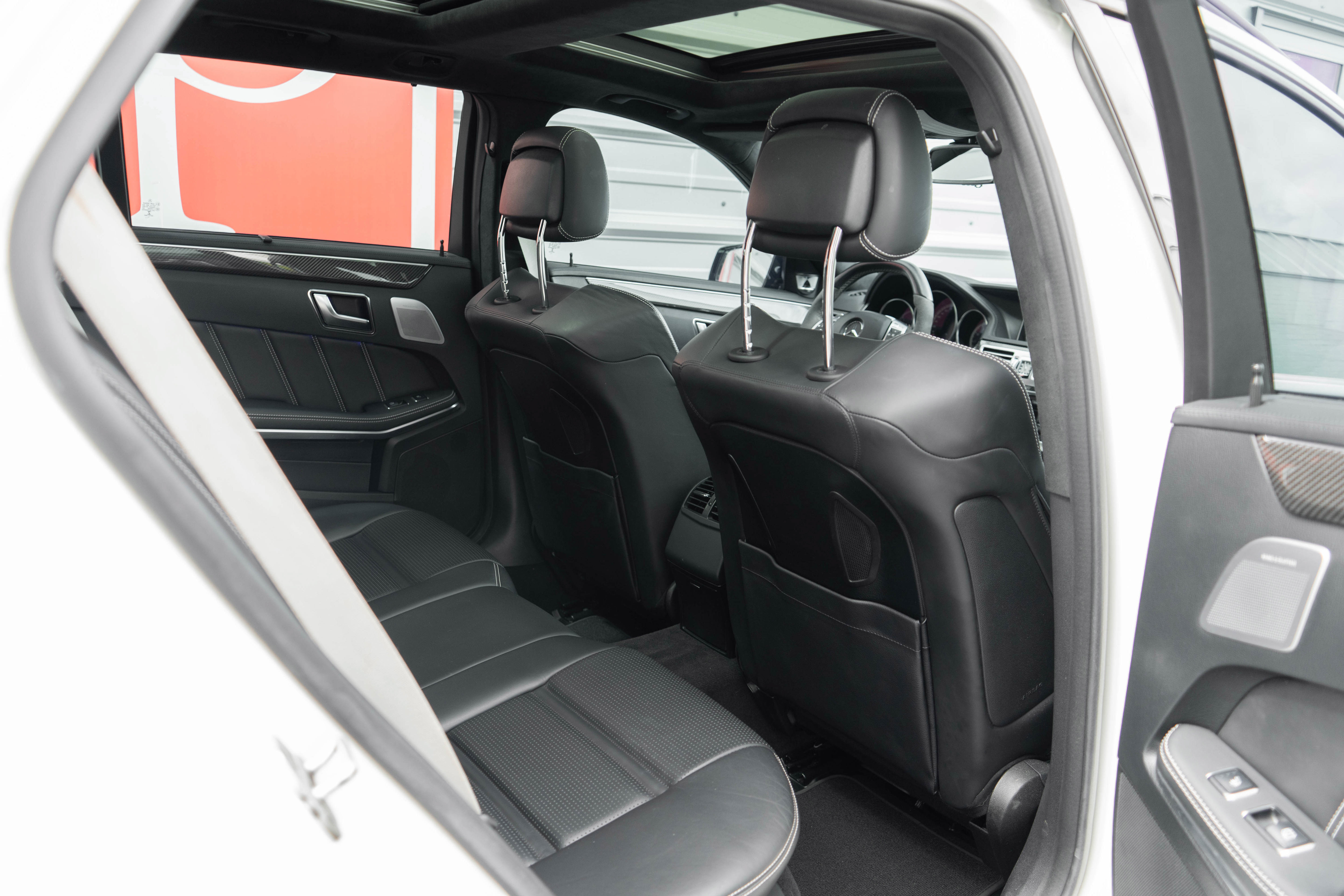 Used 2014 Mercedes-Benz E 63 AMG S-Model image 32
