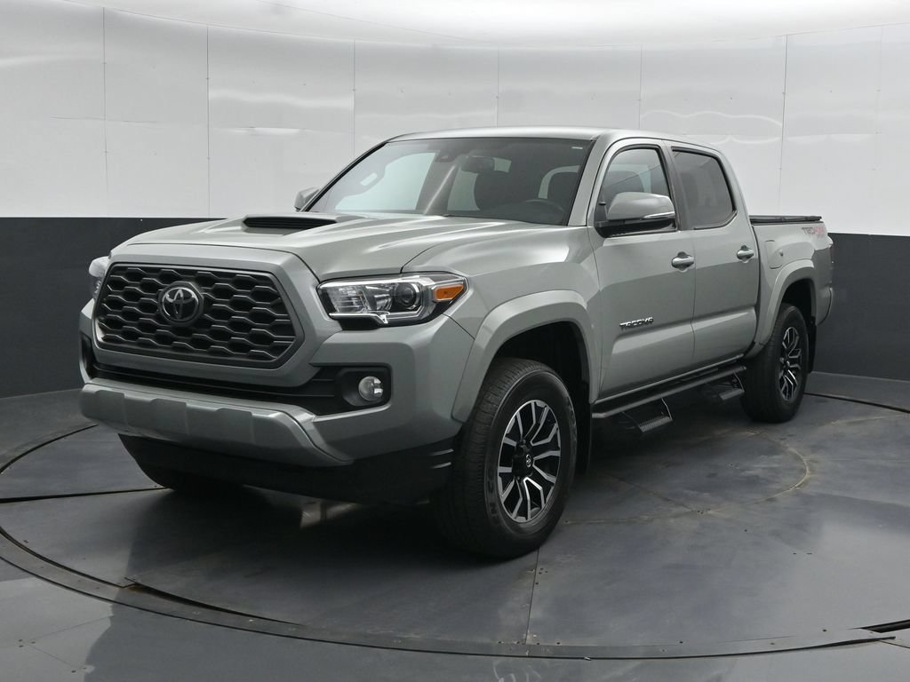 Used 2023 Toyota Tacoma TRD Sport AWD/4WD image 5