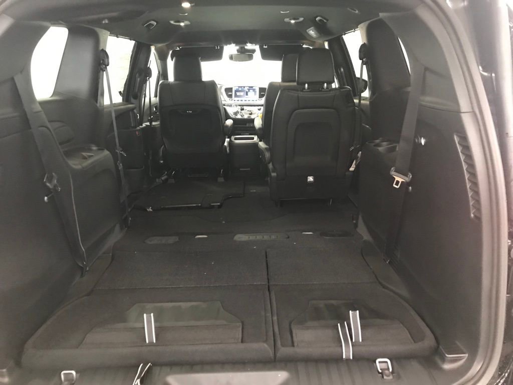 New 2026 Chrysler Pacifica Select w/ S Appearance Package image 38